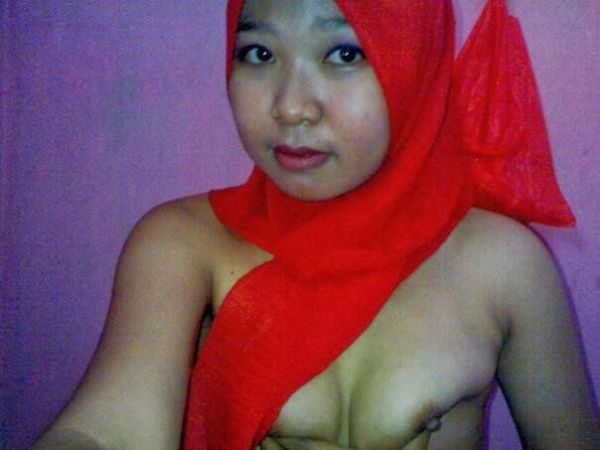 jilbab bugil cantik