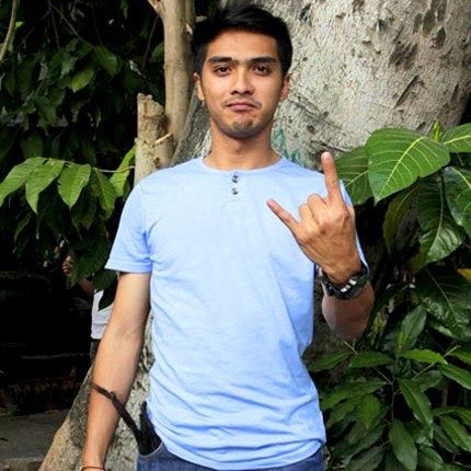 istri ricky harun