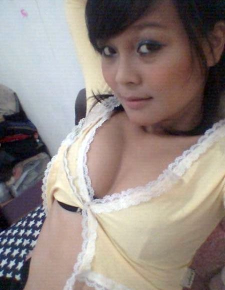 memek mulus montok