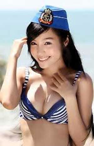 elly tran ha hot