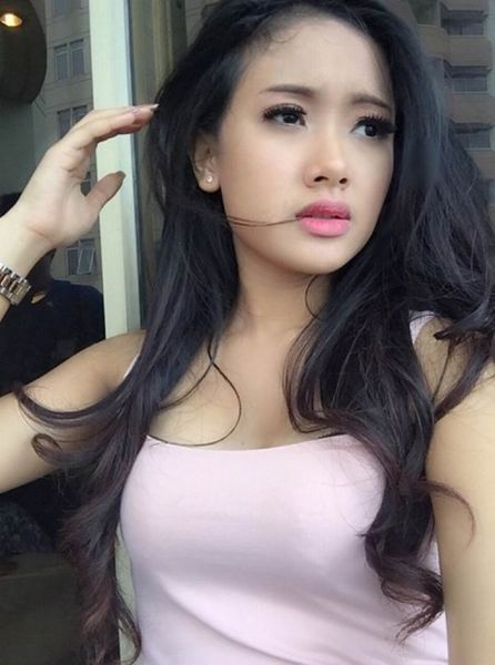 memek sandra dewi telanjang