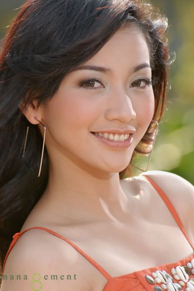 gambar artis luna maya telanjang bulat