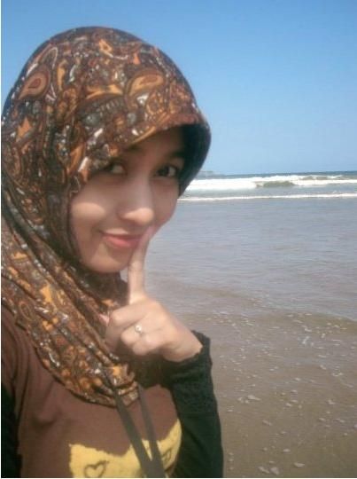 cewek muslimah tercantik di indonesia