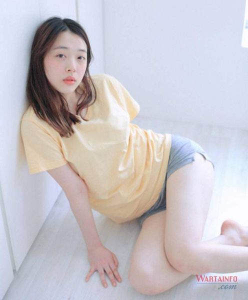 artis jepang paling hot lesbian