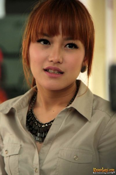 ayu ting ting melorot