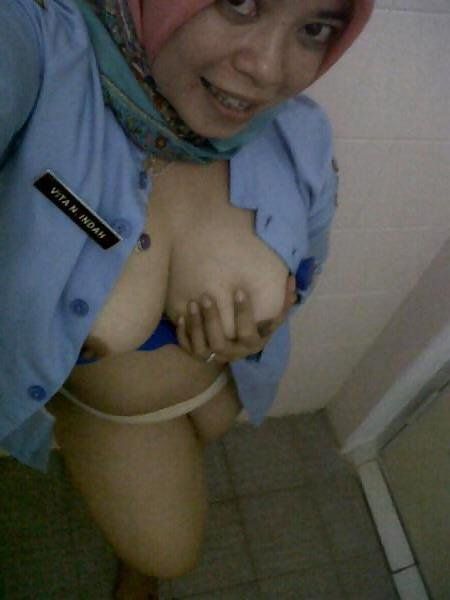 cewek cantik bugil