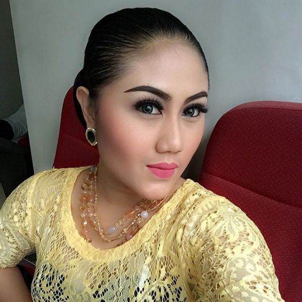 gambar artis indonesia telanjang bulat