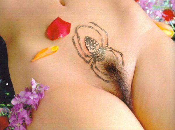 female pussy tattoos