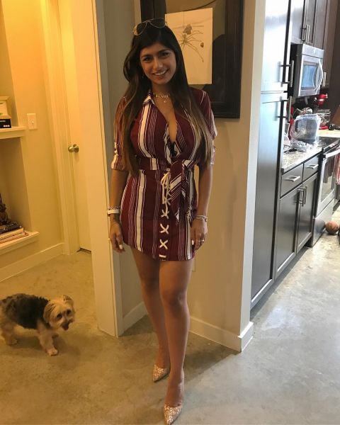 mia khalifa ass