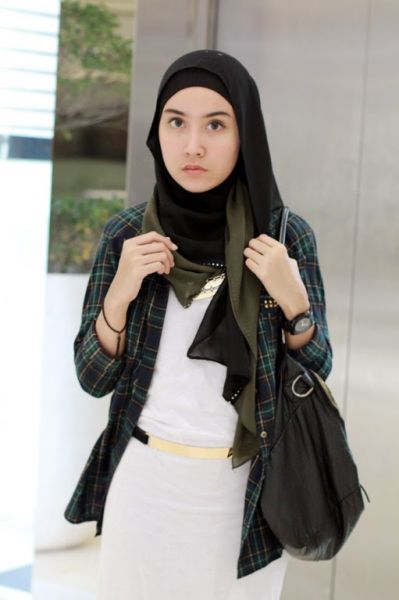 artis cantik hijab