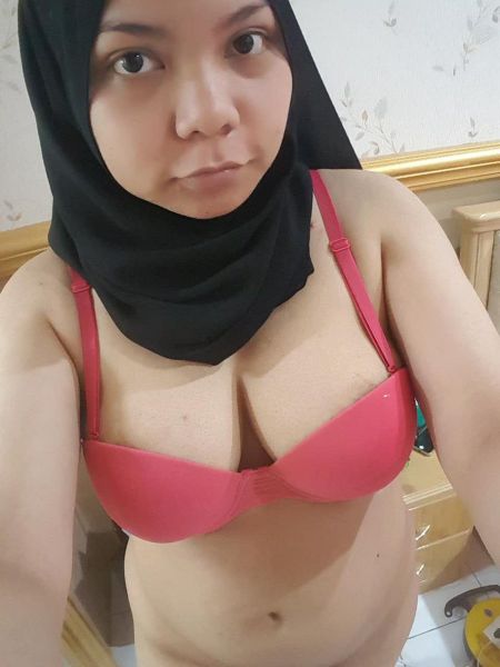 artis berjilbab