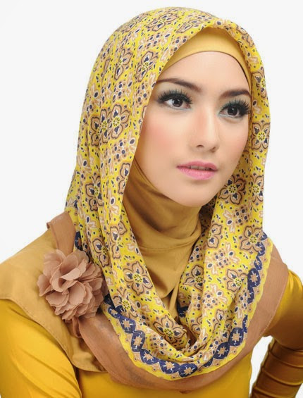 abg hijab bugil