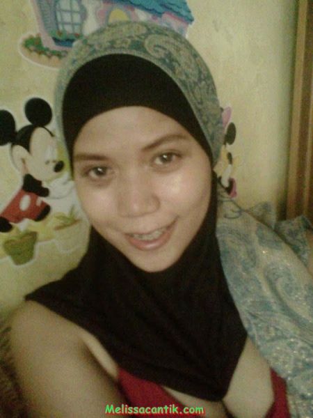 pembantu jilbab