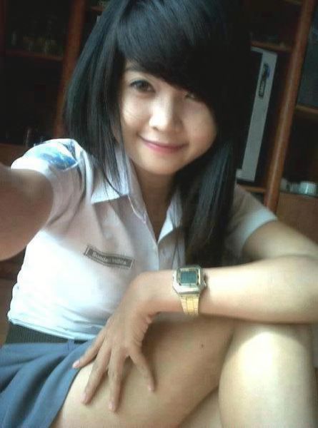 poto tante pamer cdd kantor