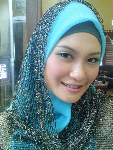 jilbab montok